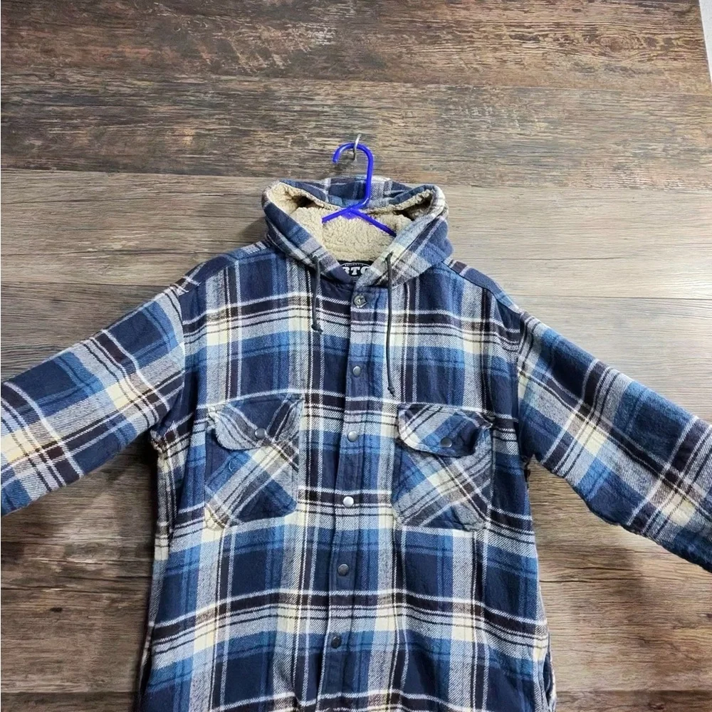 Authentic BTC Trading Co Navy and Beige Plaid Flannel Hooded Shirt Jacket - Picture 2 of 12